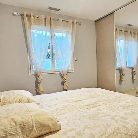 Maison Avec Piscine 빌라 Pennautier